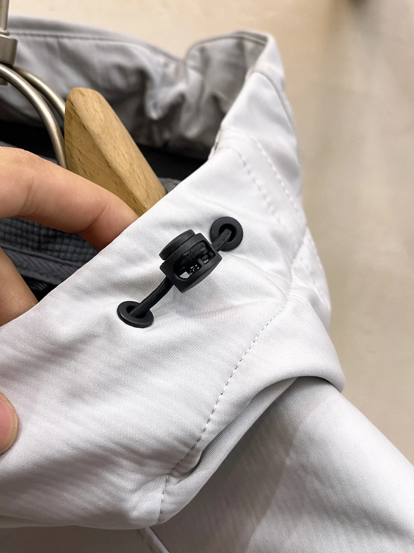 Same Style， ， 2026 New Arrival ，Original Premium Breathable ， ， ， Quality。 ， Sizes：M～3XL